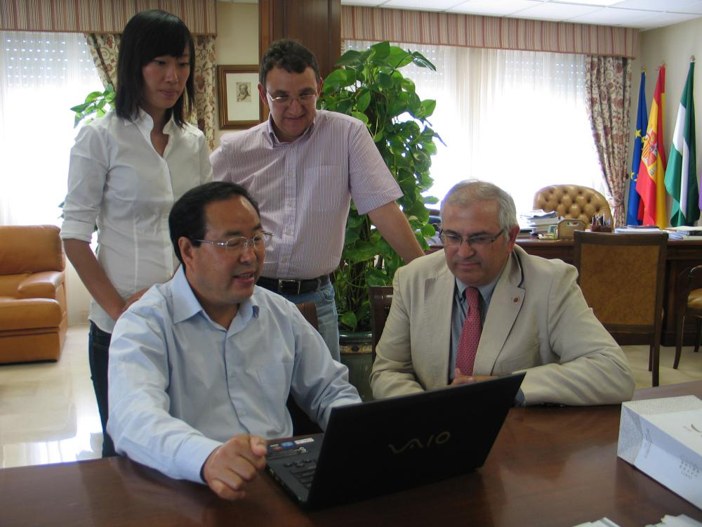 Visita rector UJA y catedrático chino 003